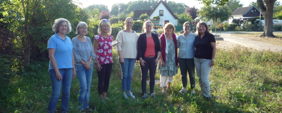 Treffen mit Unterstützern des Treffen mit Unterstützern des Amphibienschutzzauns in Heiligensees in Heiligensee (Foto: BA Reinickendorf)