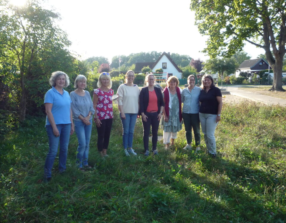 Treffen mit Unterstützern des Treffen mit Unterstützern des Amphibienschutzzauns in Heiligensees in Heiligensee (Foto: BA Reinickendorf)