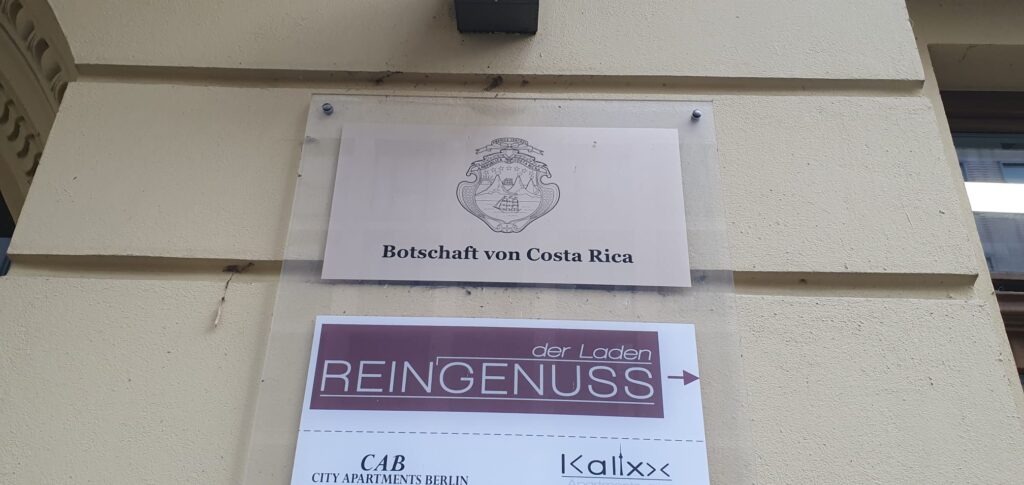 Botschaft von Costa Rica

(Foto: Adam Neef)